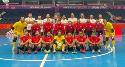 مدرب المنتخب السابق: قيل لنا كرة الصالات "لعبة ملهاش لزمة"